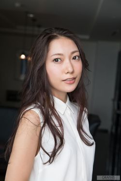 僵尸脱衣舞娘